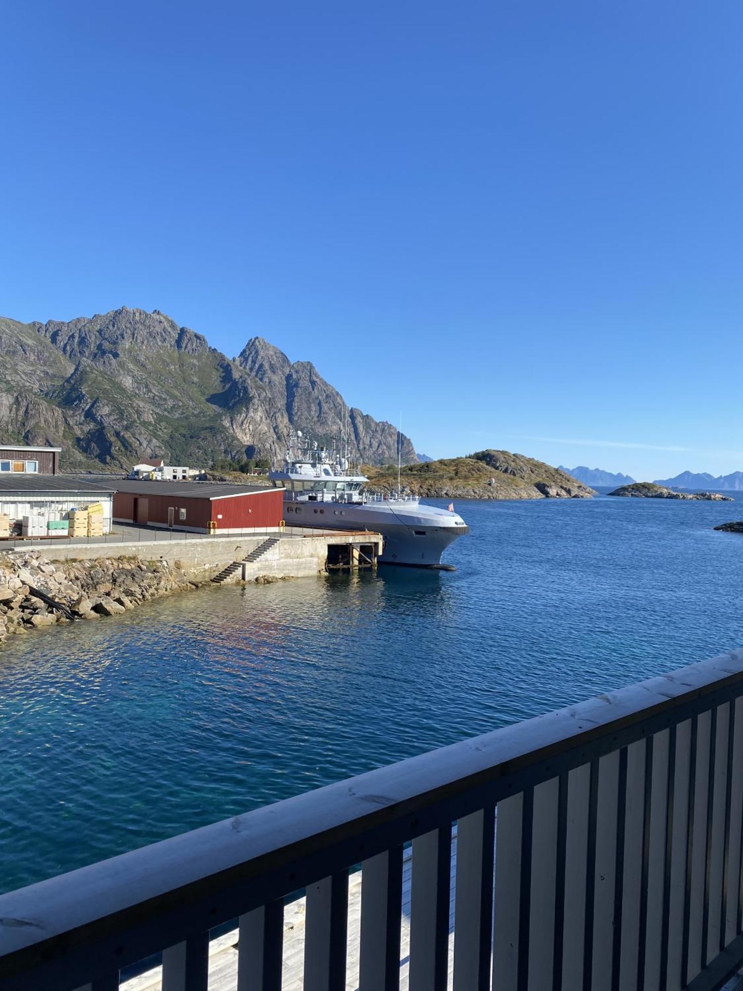 Ny Leilighet I Henningsvaer! Экстерьер фото
